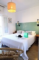 Hôtel Les Flots Bleus