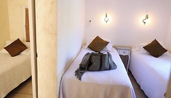 Hôtel Les Flots Bleus