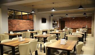 Loft Hotel