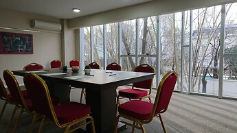 Days Inn & Suites by Wyndham La Plata