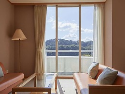 KAMOGAWA COUNTRY HOTEL