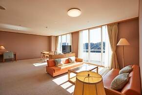 KAMOGAWA COUNTRY HOTEL