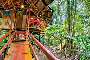 Tree House Beachfront Lodge