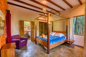 Tree House Beachfront Lodge