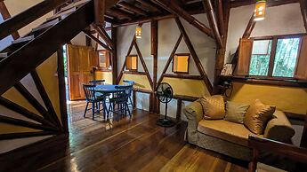 Tree House Beachfront Lodge