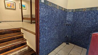 Tree House Beachfront Lodge