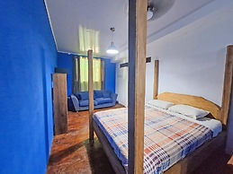 Tree House Beachfront Lodge