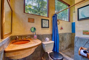 Tree House Beachfront Lodge