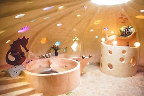 Tree House Beachfront Lodge