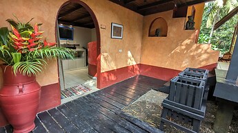 Tree House Beachfront Lodge