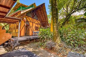 Tree House Beachfront Lodge