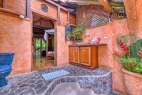 Tree House Beachfront Lodge