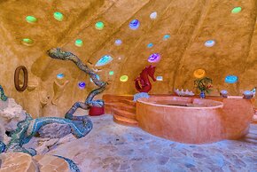 Tree House Beachfront Lodge