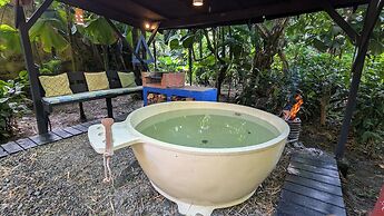 Tree House Beachfront Lodge