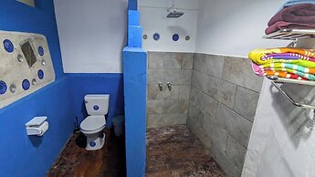 Tree House Beachfront Lodge