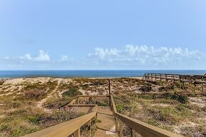 Roomy Chalet-Style Beachfront Condo with Private Beach Access by RedAw