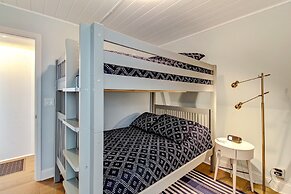 Roomy Chalet-Style Beachfront Condo with Private Beach Access by RedAw