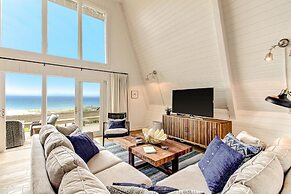 Roomy Chalet-Style Beachfront Condo with Private Beach Access by RedAw