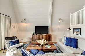 Roomy Chalet-Style Beachfront Condo with Private Beach Access by RedAw