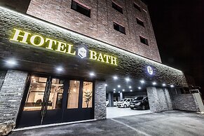 Hotel Bath
