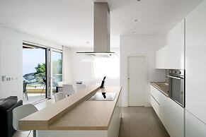 Acadia Beach Villas & Apartments, Slatine