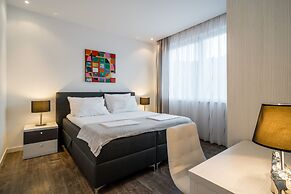 Acadia Beach Villas & Apartments, Slatine