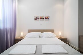 Acadia Beach Villas & Apartments, Slatine