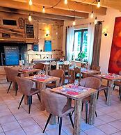 Auberge Les 2 Moucherolles