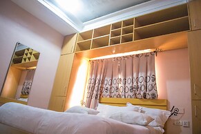 Primal Hotel