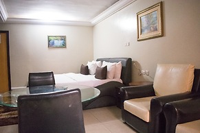 Primal Hotel