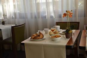 Hotel Airone