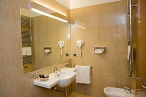 Hotel Airone