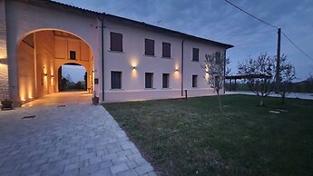Antico Casale Caroli
