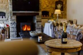 The Grousemoor Country House