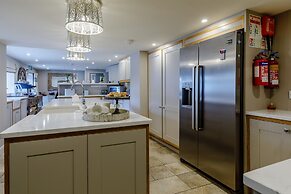 The Grousemoor Country House