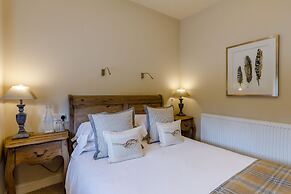 The Grousemoor Country House