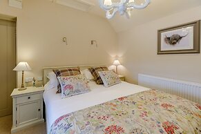 The Grousemoor Country House