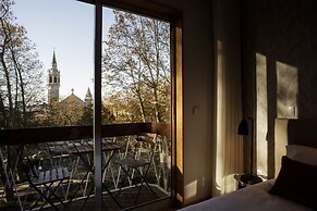 Praça 66 Guest House