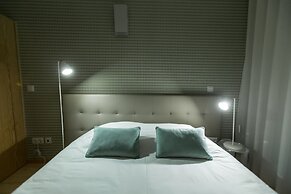 Praça 66 Guest House