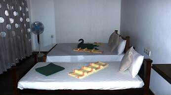 Birds Paradise Hotel