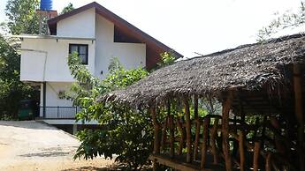 Birds Paradise Hotel