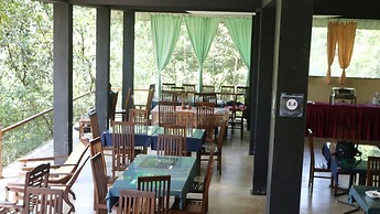 Birds Paradise Hotel