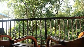 Birds Paradise Hotel