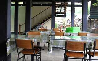 Birds Paradise Hotel