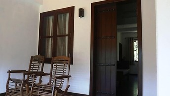 Birds Paradise Hotel