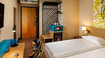 Swiss Chocolate Lausanne by Fassbind