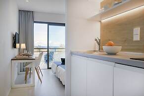 Aparthotel La Gaviota