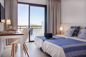 Aparthotel La Gaviota