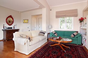 Oasis Pool House by GHH