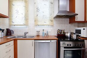 Oasis Pool House by GHH